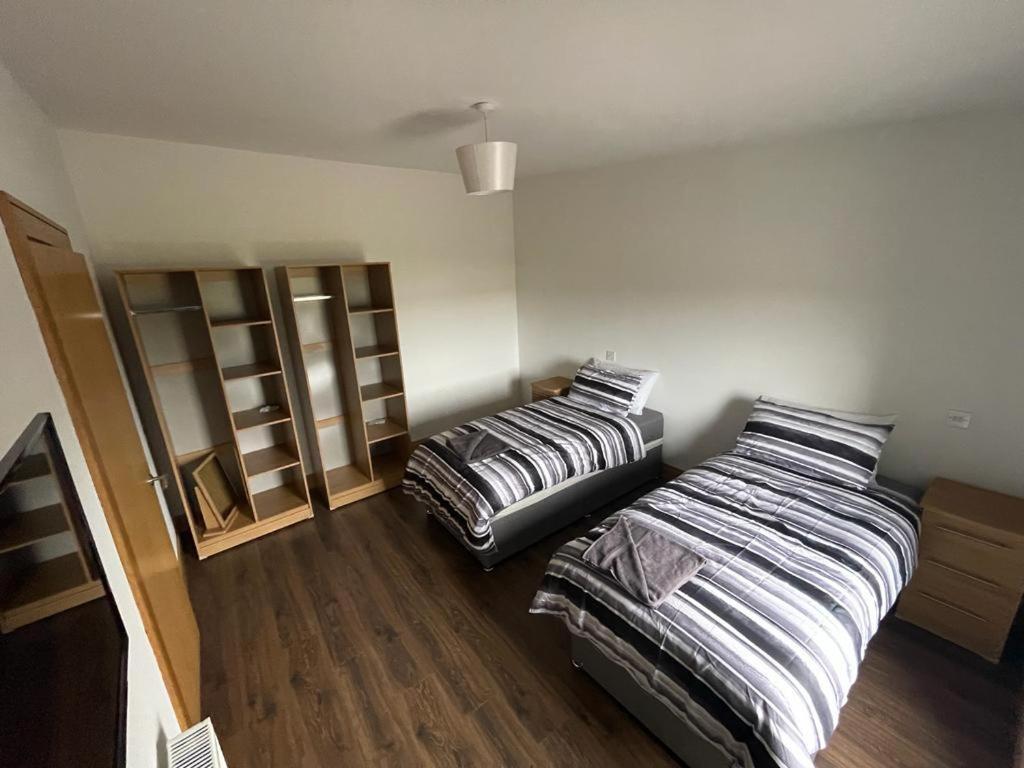 Ostan Gweedore Deluxe Apartments 번베그 외부 사진